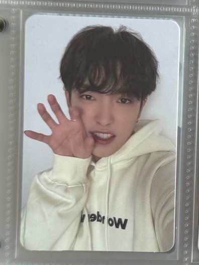 ATEEZ 弘中 WDW1.0衣服聯名卡