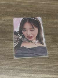 黑衣吐舌員