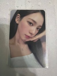 42（兩張頭上都有點暇