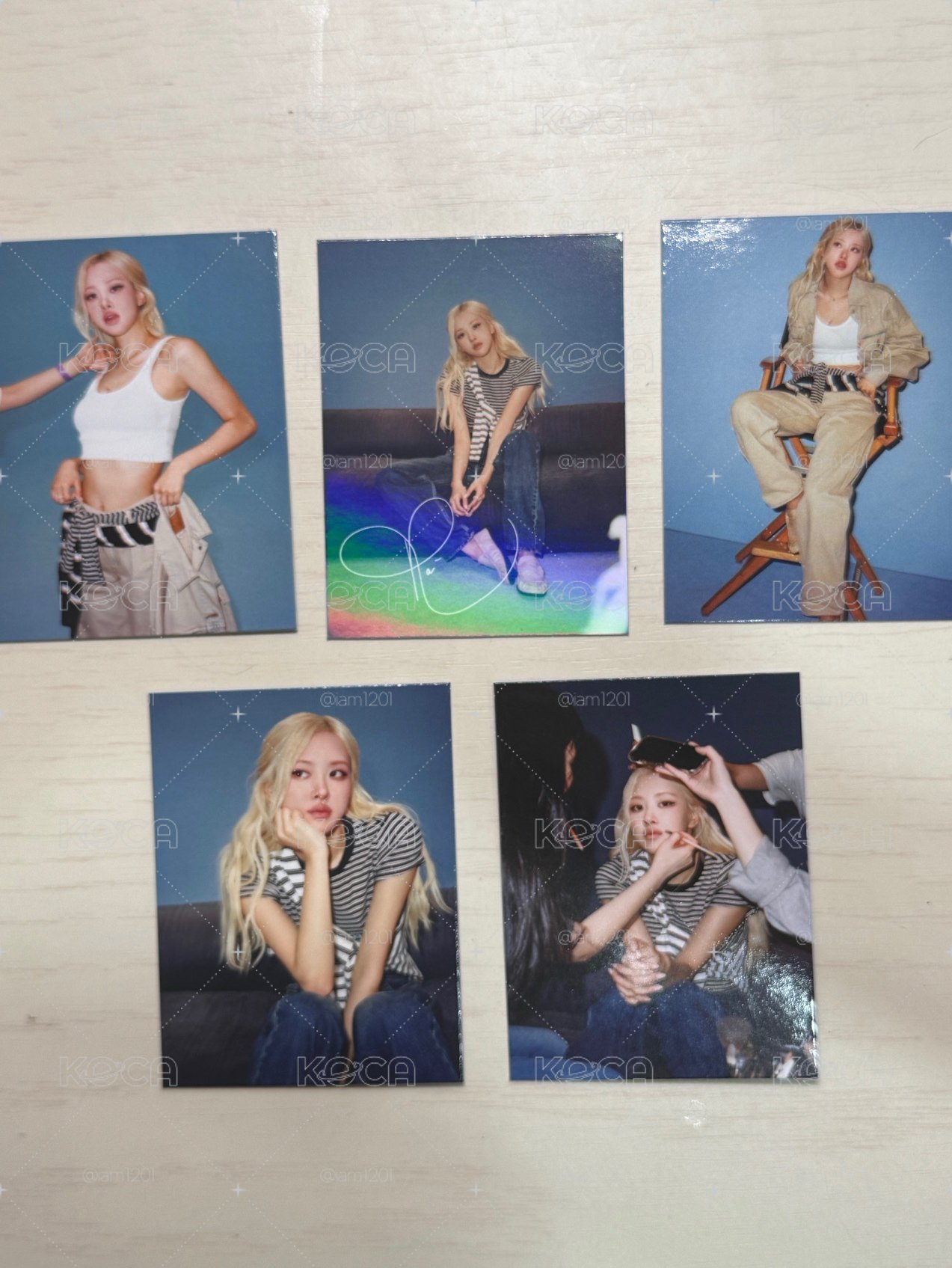 Rosé x Levi’s聯名小卡一套