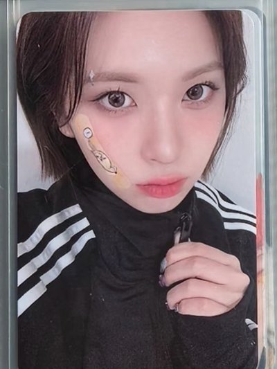 NMIXX Bae三張一起出