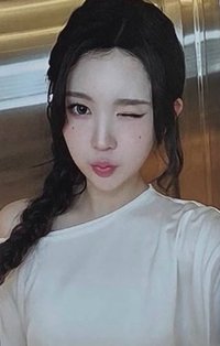 迷二 ju 簽售卡 
