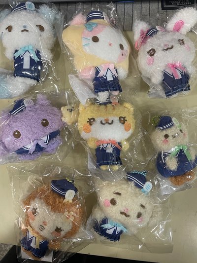 (現貨) Hearts2Hearts H2H 海軍娃（一套8隻) 全新未拆 