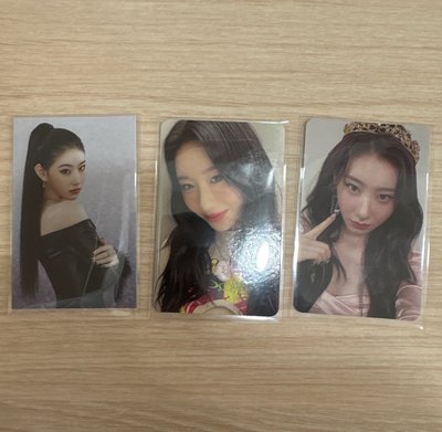 彩領 小卡