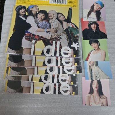 i-dle 日本 1st EP 海報版 一套全員