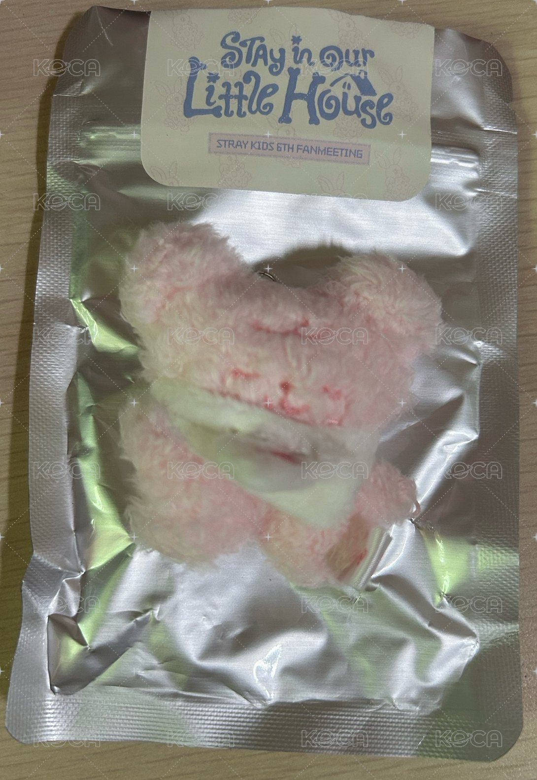 玟草莓娃