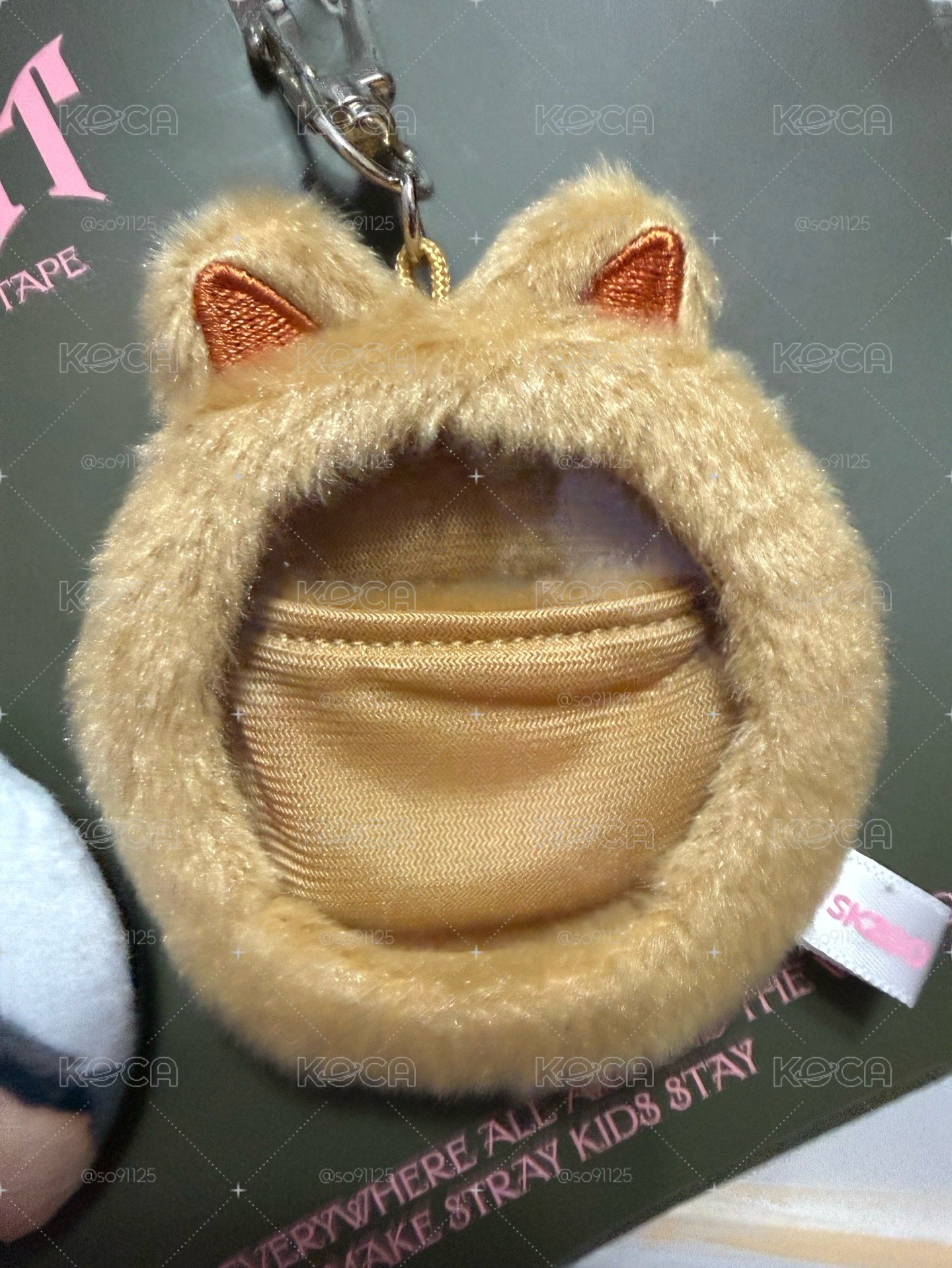 韓知城 Do it 快閃店城徽章套組🐿️
