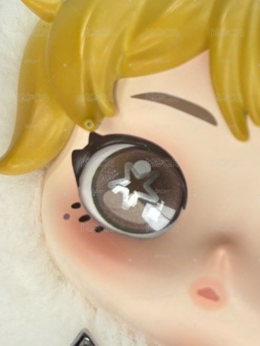 泡泡瑪特冬娃