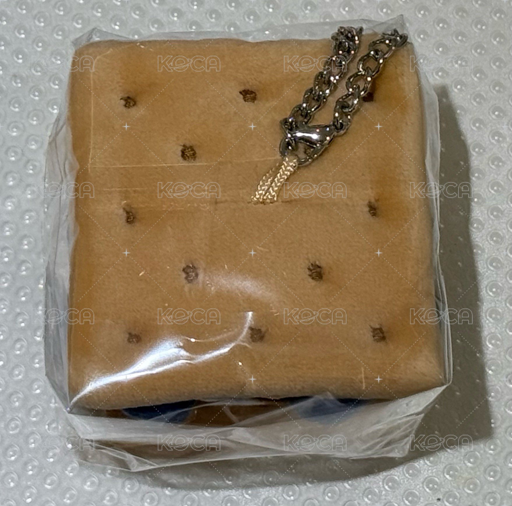 無原證袋（右）
