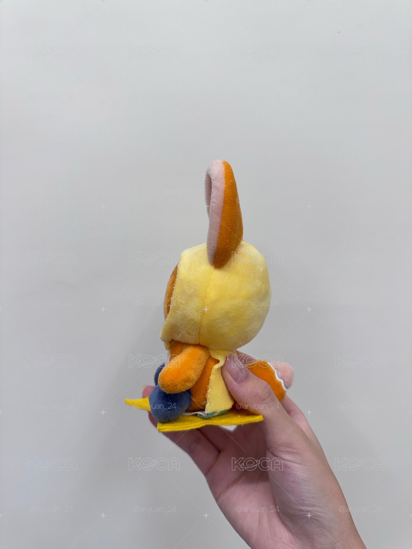 二代坐姿黃春