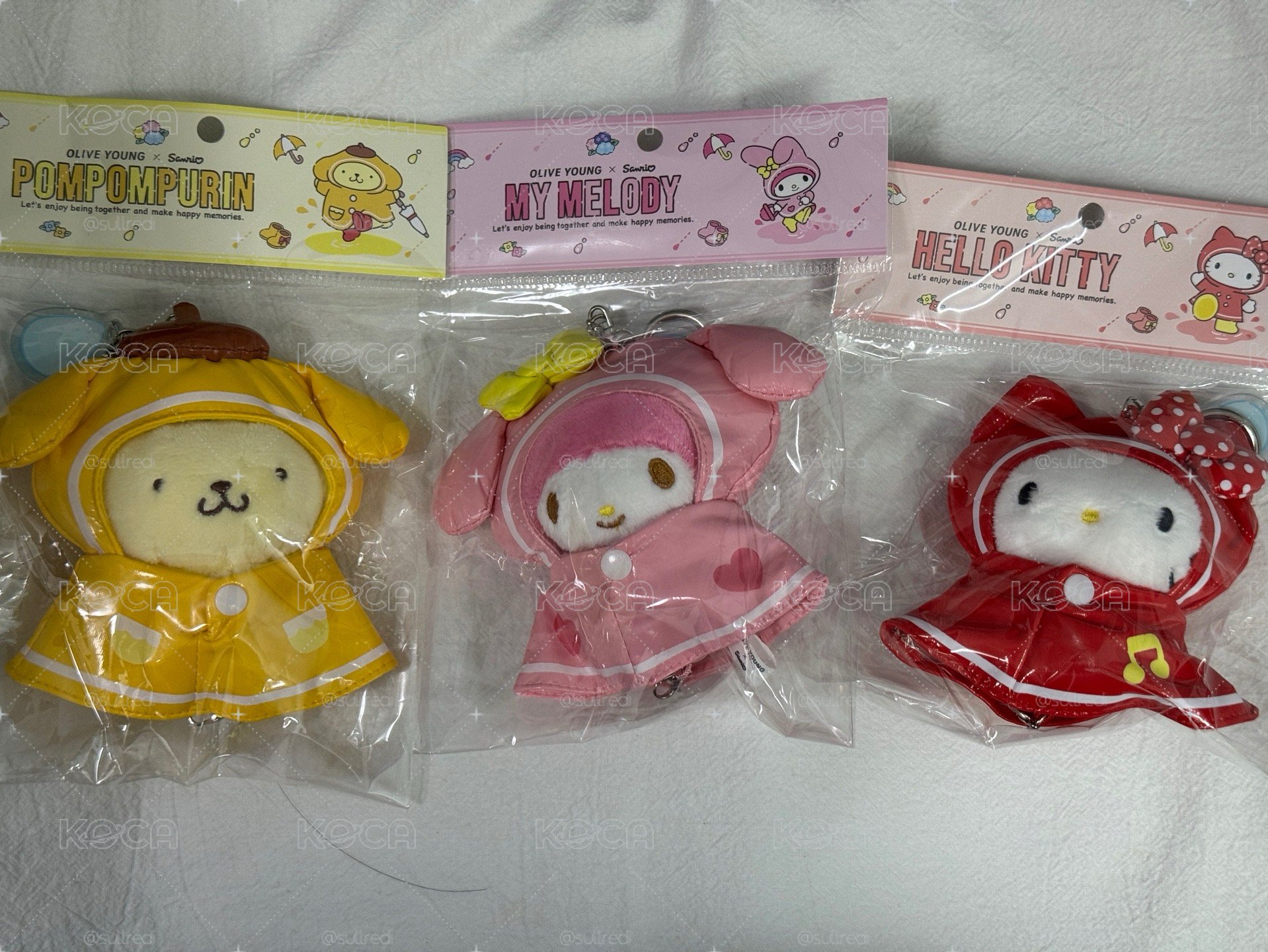 Oliveyong sanrio 雨衣娃