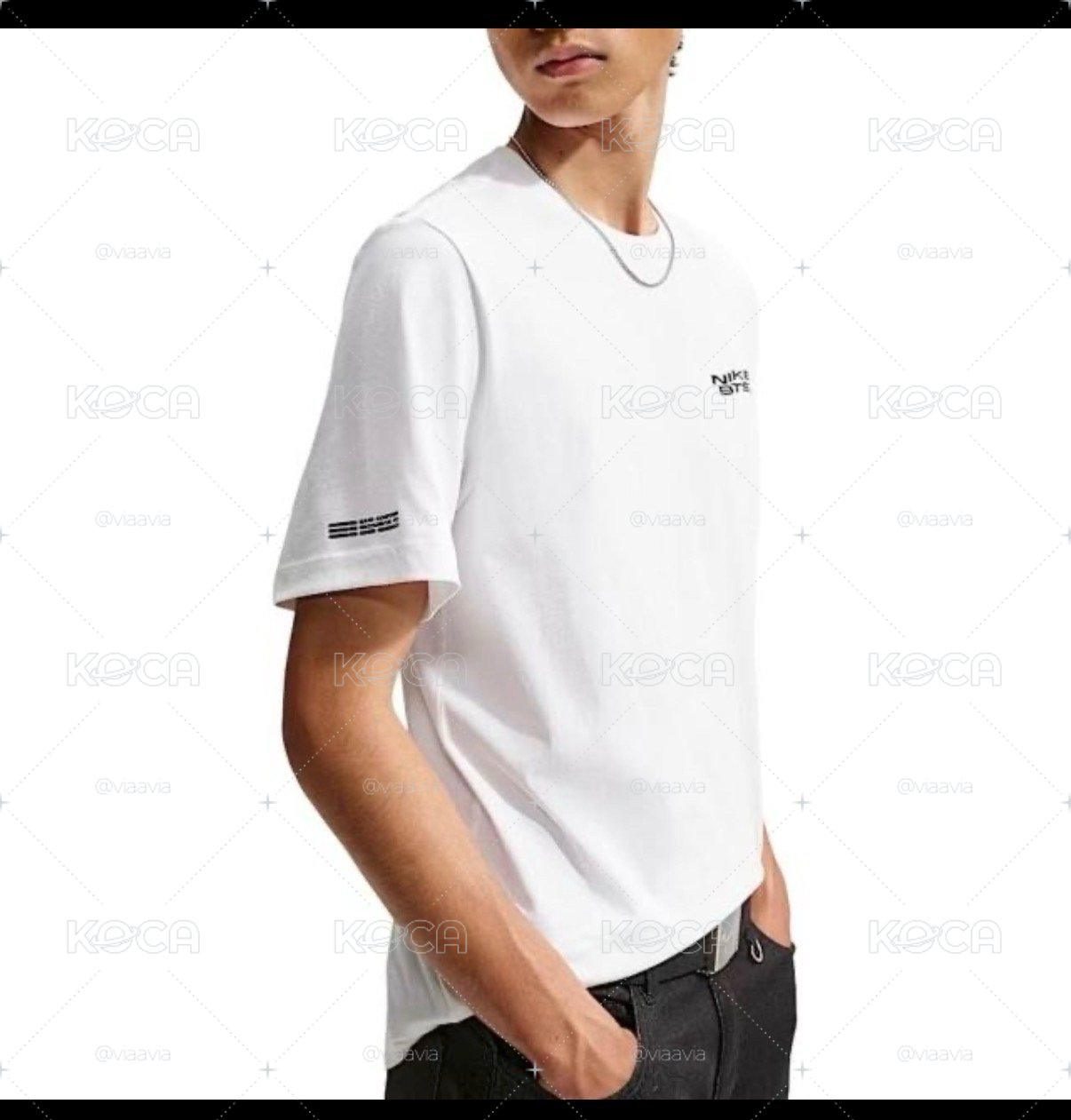 NIKE  BTS JA8523-100 Nike × BTS 字母Logo印花圓領套頭短袖T恤 男款 M號