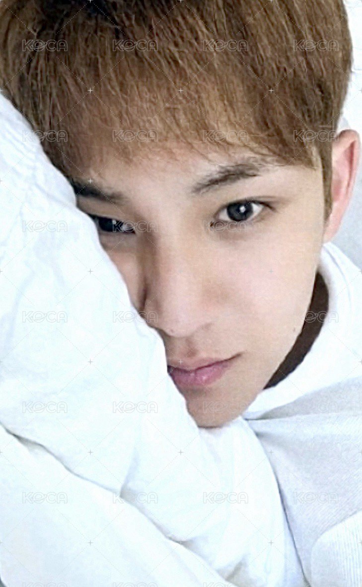 HYPE VIBES 專輯卡 COMPACT ver 正面