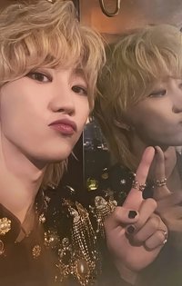 MINI11 yzy ‘登‘ ver. 特典卡 金髮八