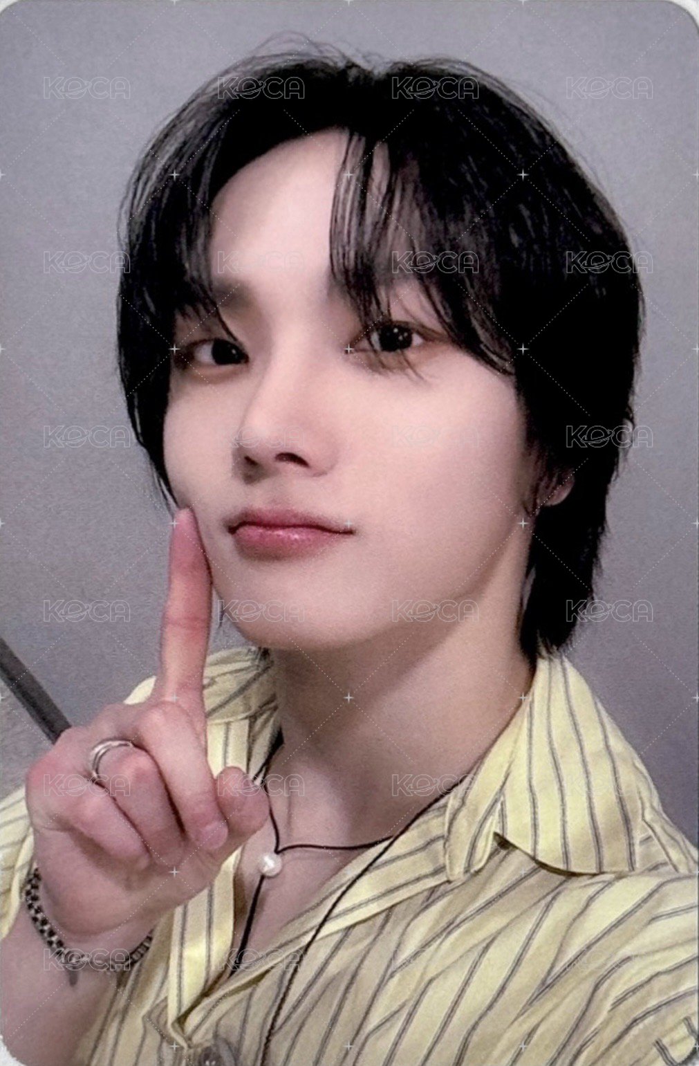 HOW? YT m2b 回歸秀 直播卡  正面