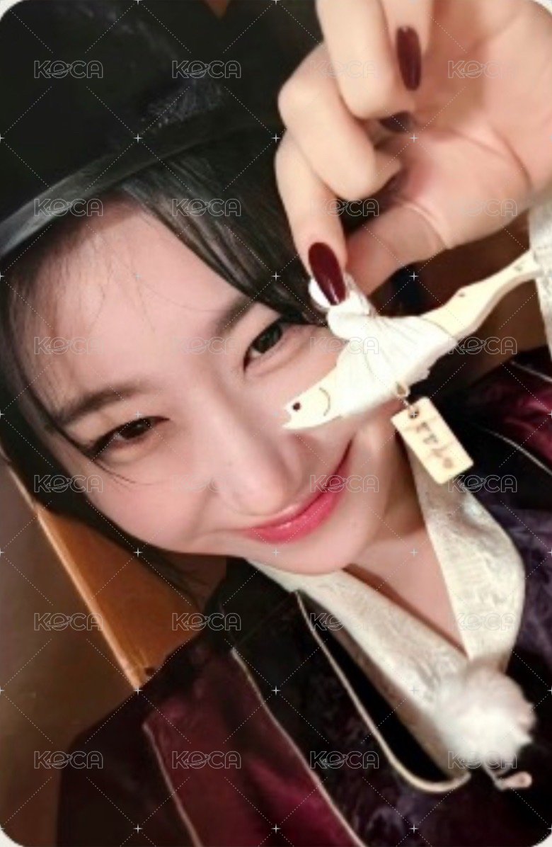 BORN TO BE wm 3.0 簽售卡  正面