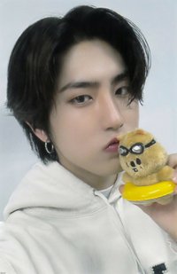 4th FM 釜山快閃店 周邊卡 娃用椅子