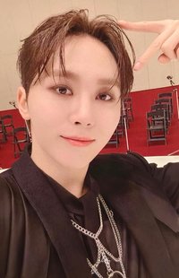 精選專 yzy 1.0 特典卡 