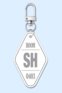 8ROOM 鑰匙圈吊飾 線上
