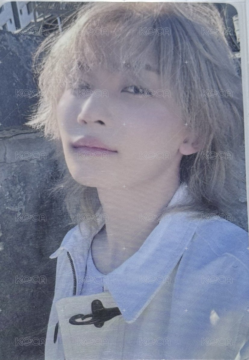 MINI12 yzy 特典卡  正面