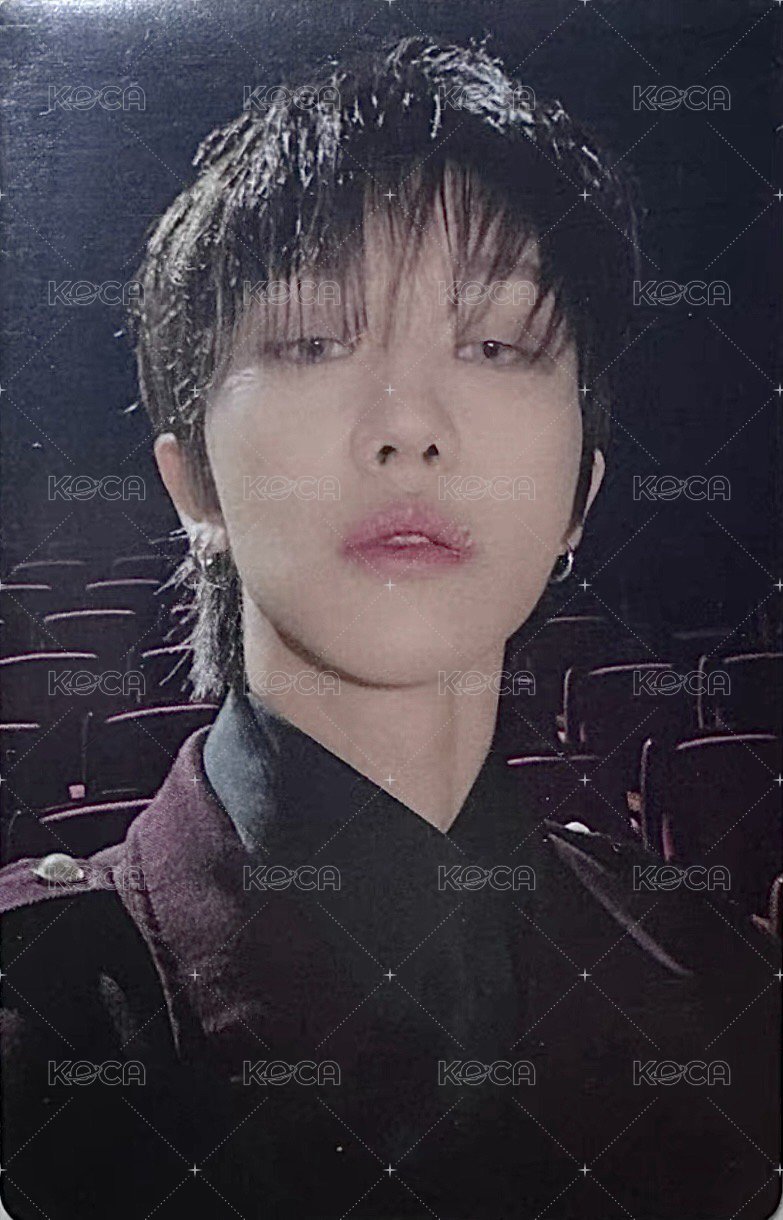 精選專 yzy A 簽售卡  正面