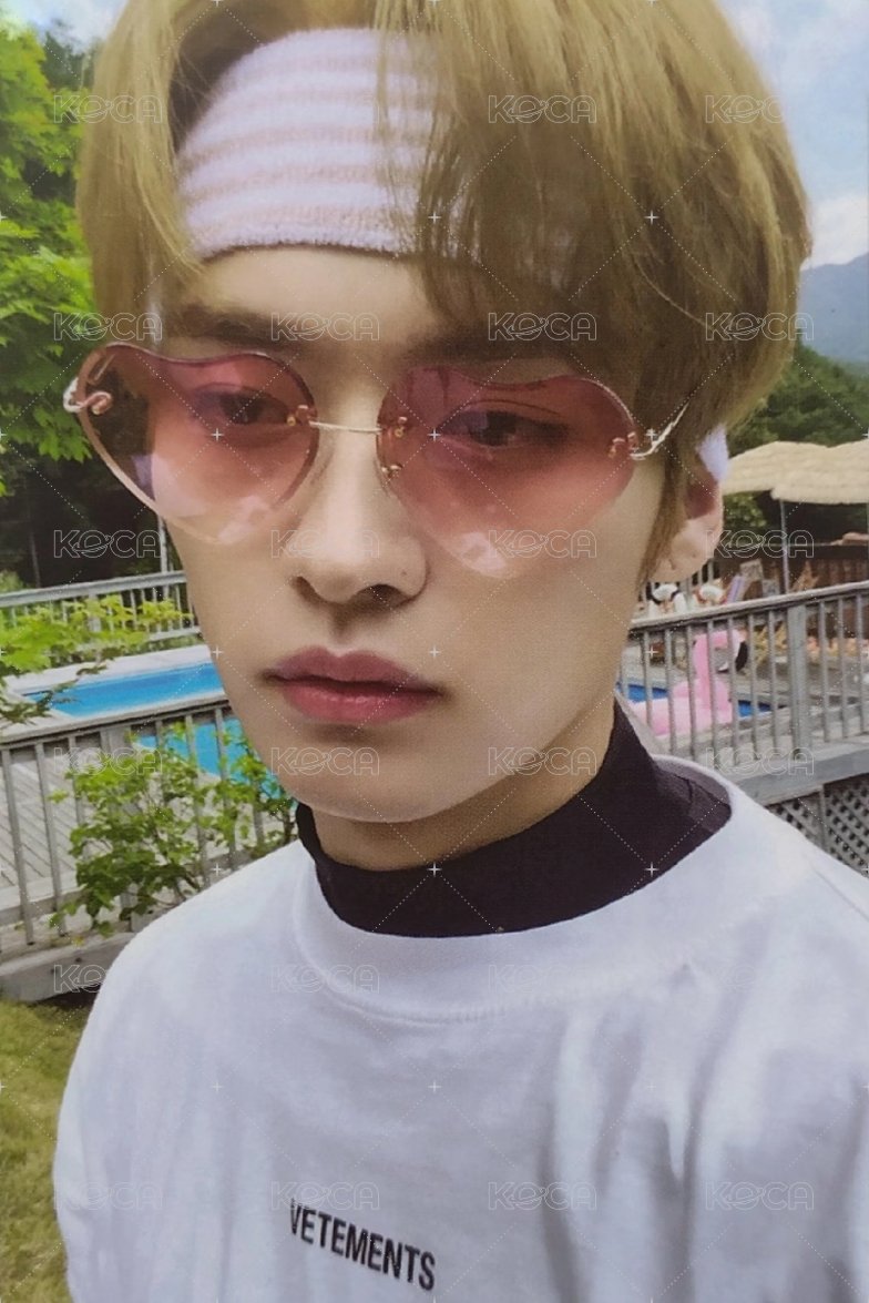 NOEASY 專輯卡 雙面 背面