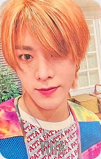 LOVEHOLIC 專輯卡 C ver