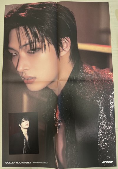 GOLDEN HOUR :  Part.3 In Your Fantasy 海報+明信片/歌詞本+CD+貼紙