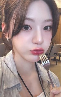 正規一 愛豆驛站 2.0 簽售卡 叉子森