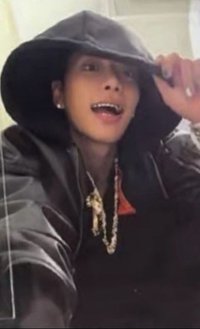 FAMOUS pst 幸運卡 