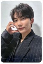 FOLLOW 集章卡  正面