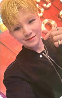 正四 yzy C 簽售卡 