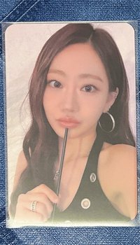 Julie（需多帶其他特典或專卡）