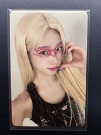 A版金髮葉