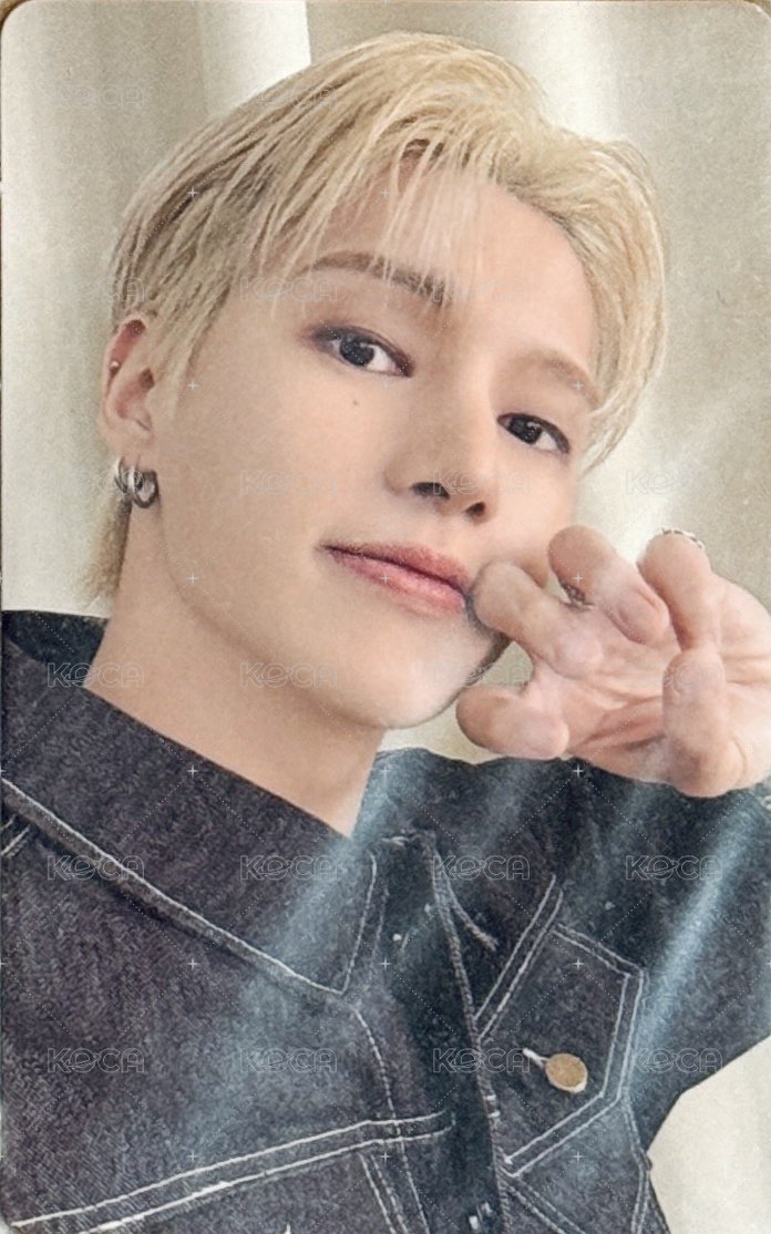 IN YOUR FANTASY 隨機卡 場周卡包 正面