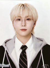 代言 代言卡 Forest證件照