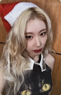 GOLD House Of Kpop 簽售卡 聖誕帽