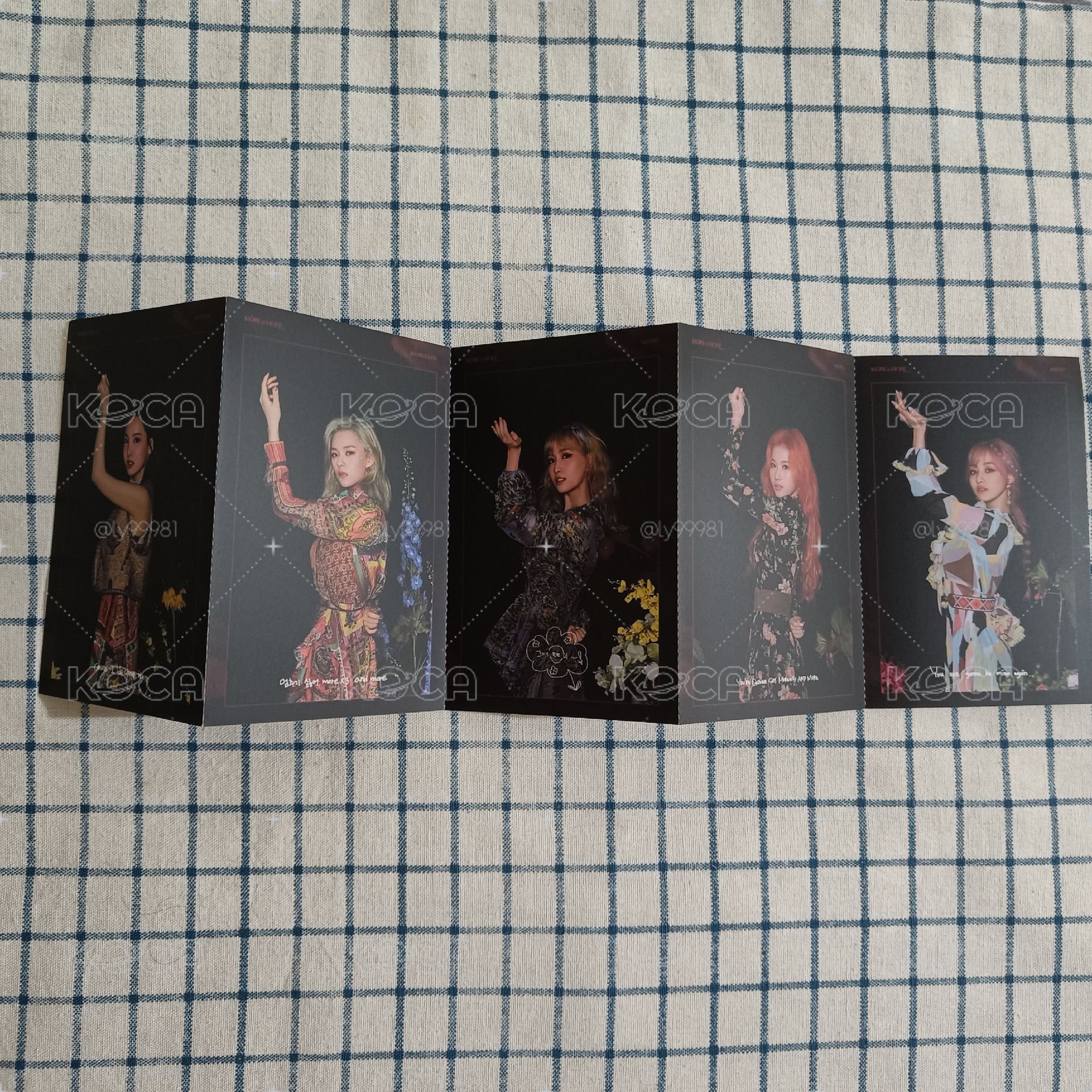 TWICE more&more摺頁明信片