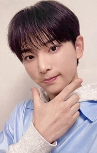 LOGO MERCH 周邊卡 帽T卡