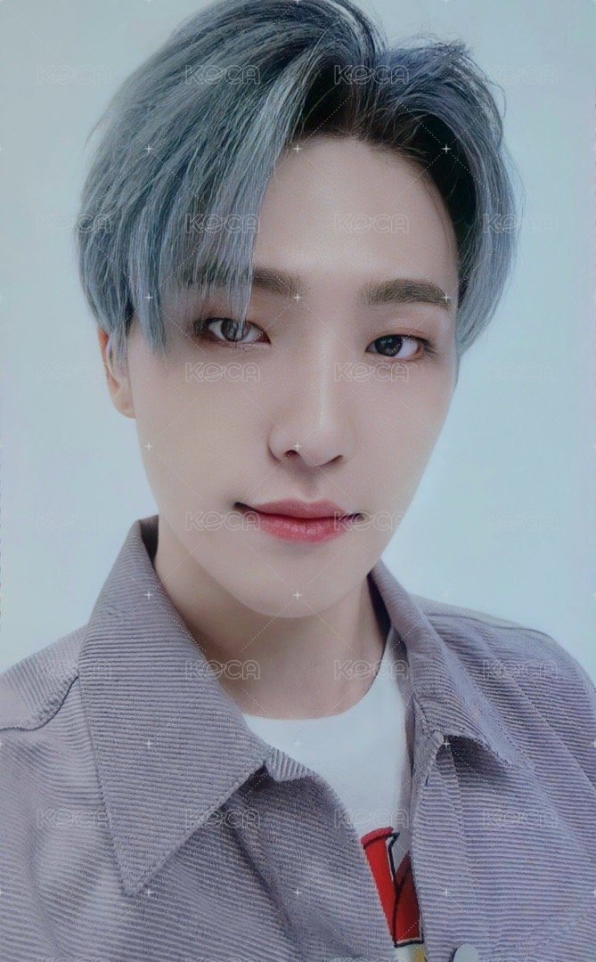 2022 SEASON’S GREETINGS 年曆卡 22‘ 正面