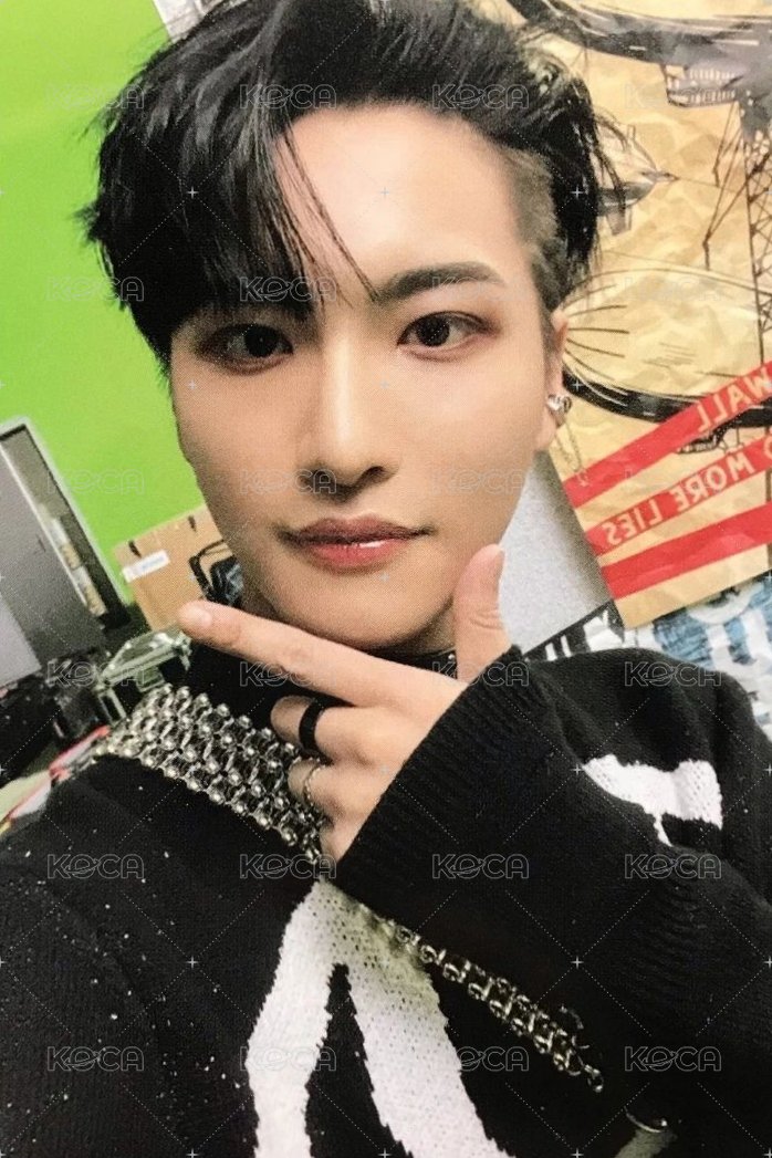 MOVEMENT 專輯卡 A ver. 正面