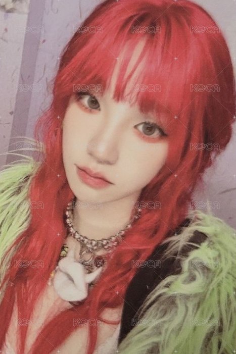 YUQ1 專輯卡 rabbit ver.專卡 正面