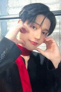 Not Okay 專輯卡 Member Solo盤