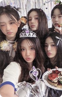 2024SG 年曆卡 團卡