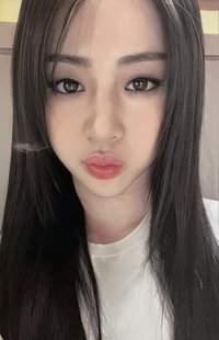 UNFORGIVEN sw 咖啡店線下快閃 幸運卡 