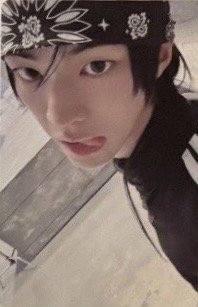 Play Hard 專輯卡 play mode