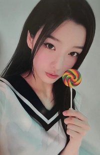 bomb yzy 5.0 幸運卡 