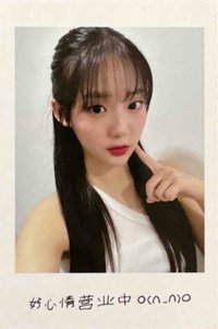 LOVElution <ↀ> yzy 簽售卡 lovelution