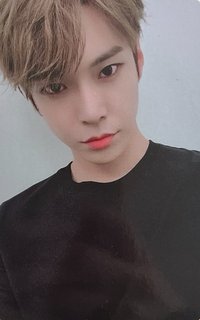 We Are Superhuman 專輯卡 