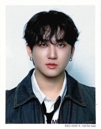 Hollow 專輯卡 初回A 證件照